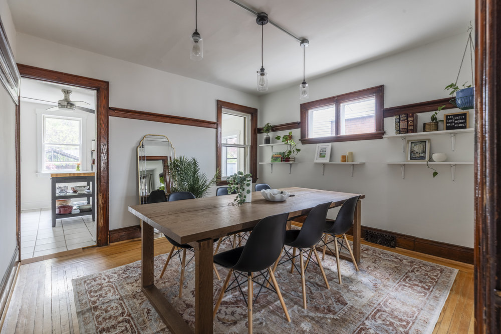 Hamilton home dining